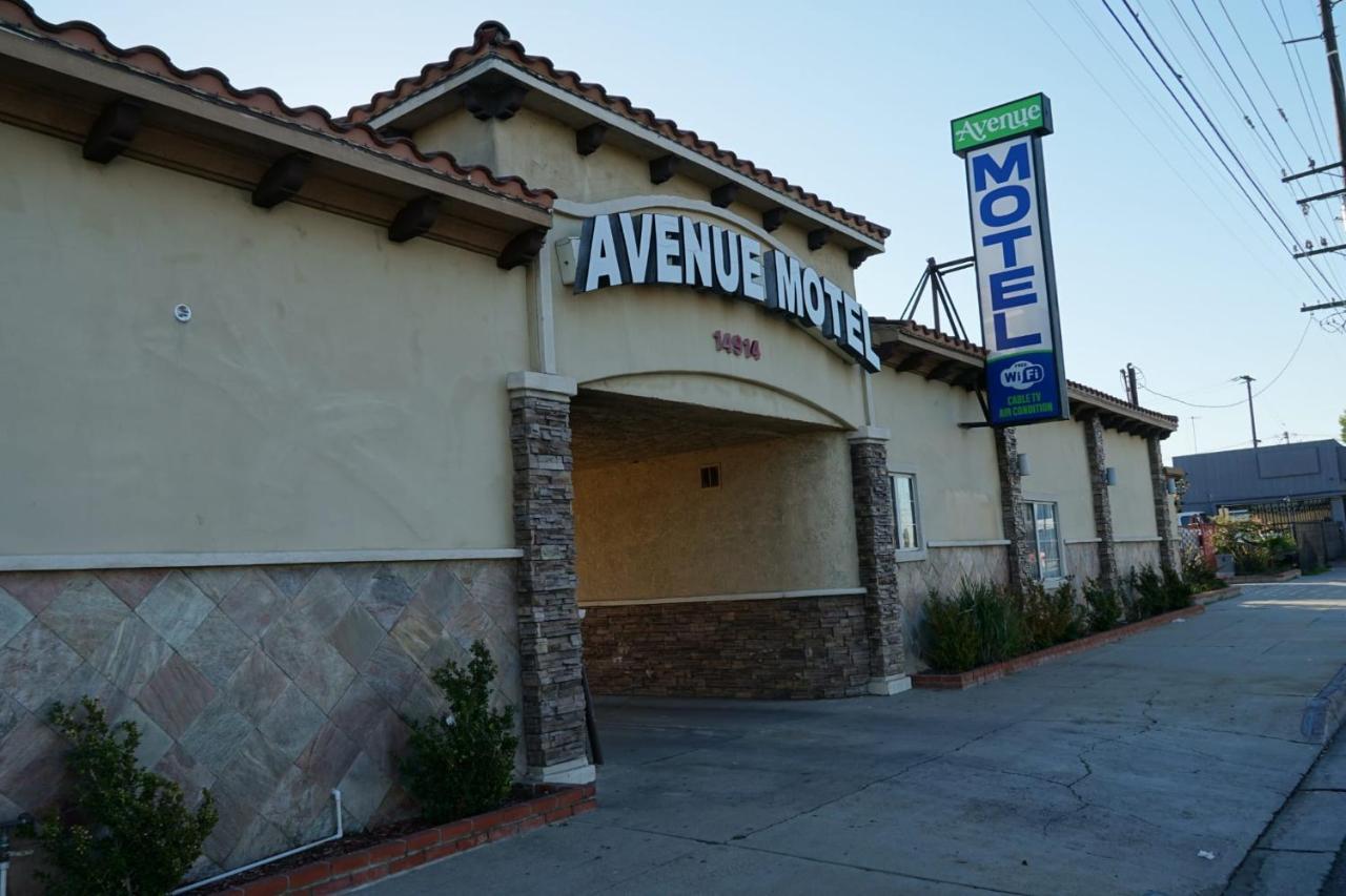 Avenue Motel Gardena Bagian luar foto