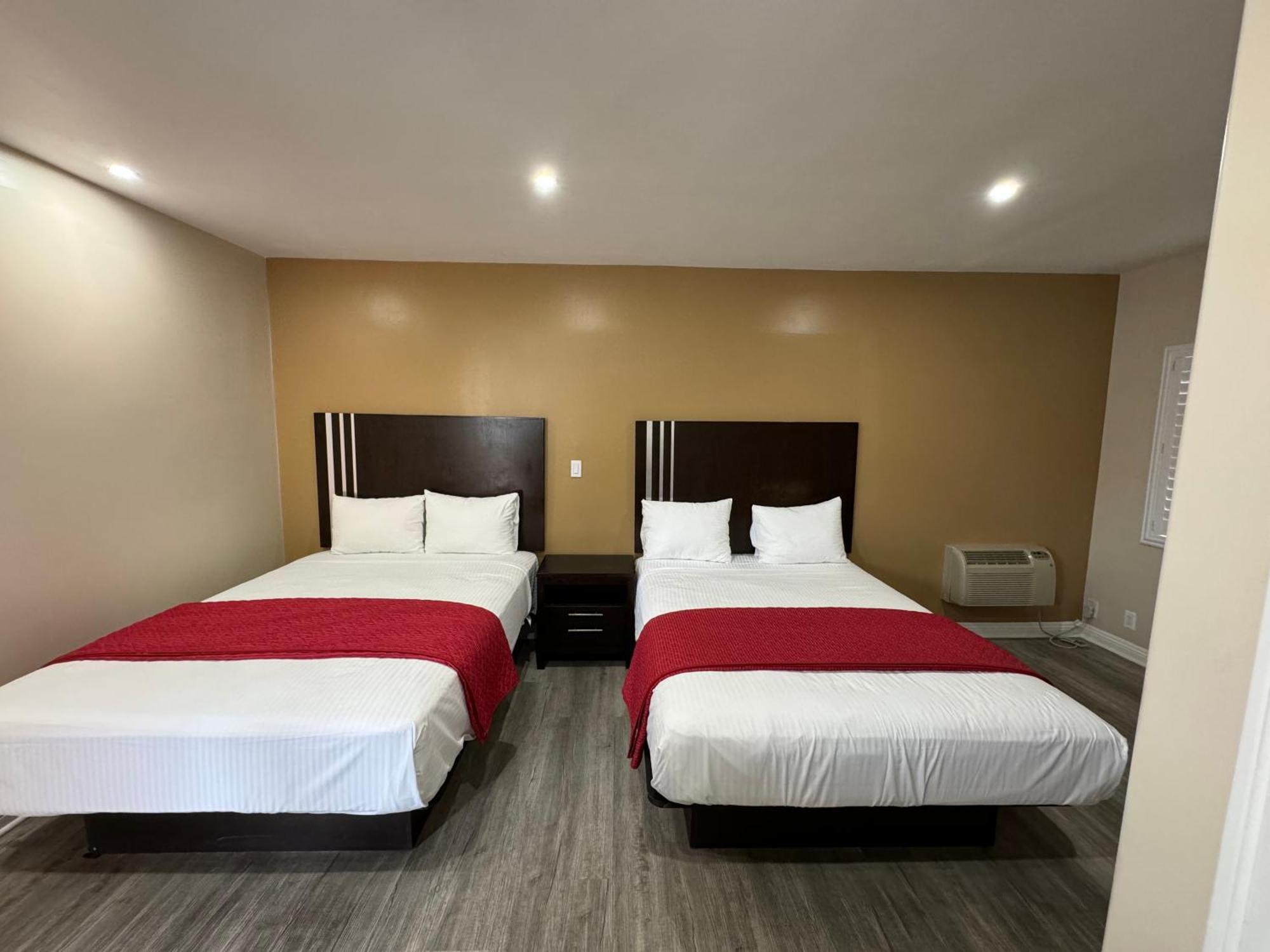 Avenue Motel Gardena Bagian luar foto