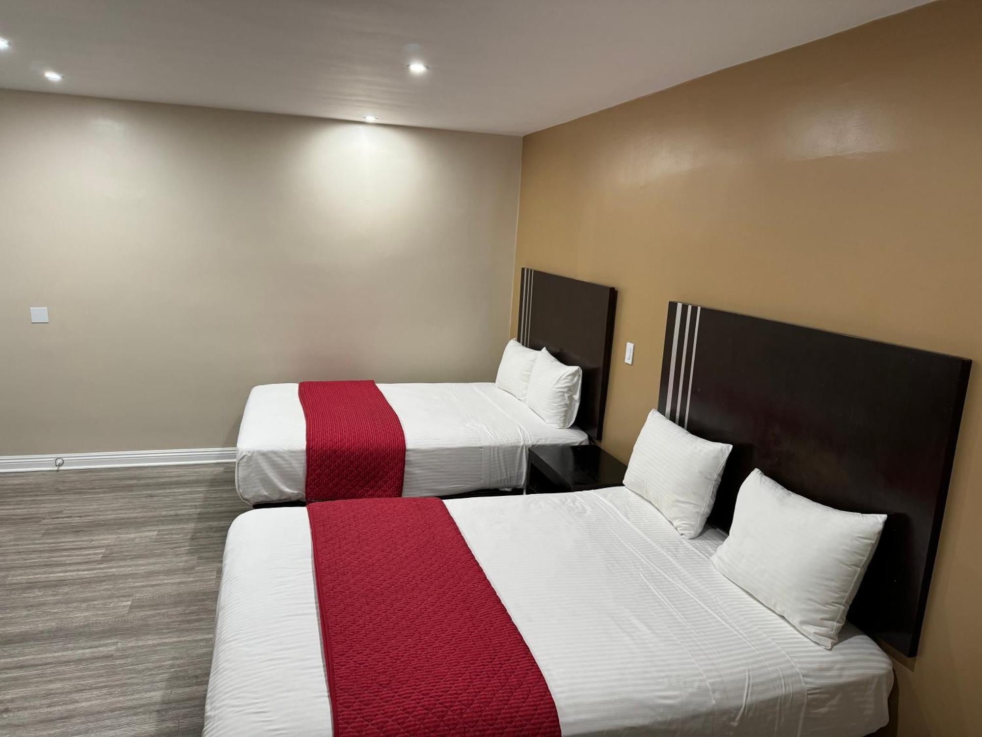 Avenue Motel Gardena Bagian luar foto